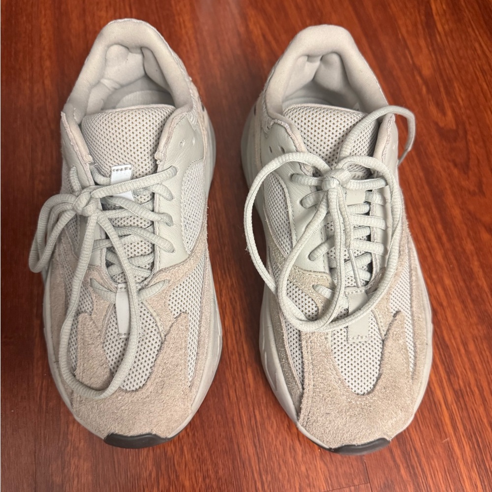 Yeezy women shoes